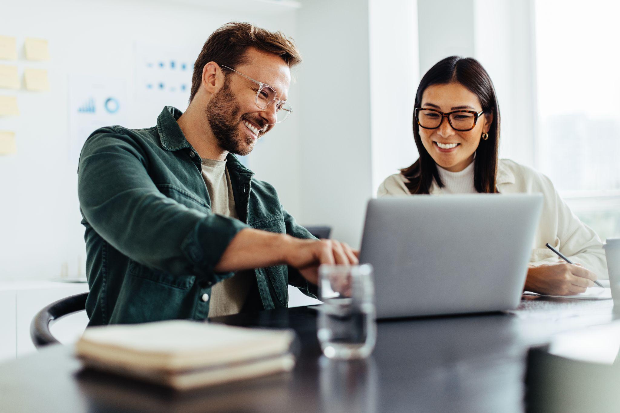 Young professionals on linkedin on a laptop 